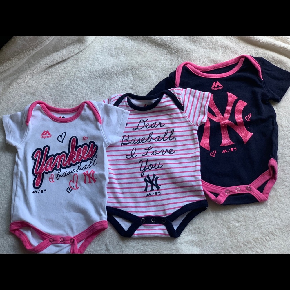 New York Yankees Onesies (3)